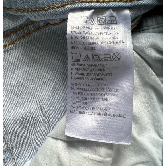 G.I.L.I. : denim stretch bermuda shorts - Picture 7 of 10